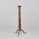 1352 4405 Piedestal